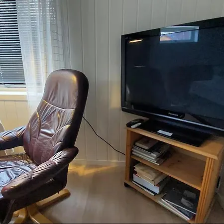 Διαμέρισμα Fishermens House, Romslig Naer Sjoen Medby Senja