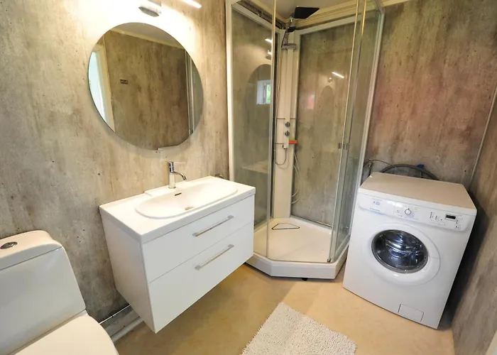 Fishermens House, Romslig Naer Sjoen Medby Διαμέρισμα *